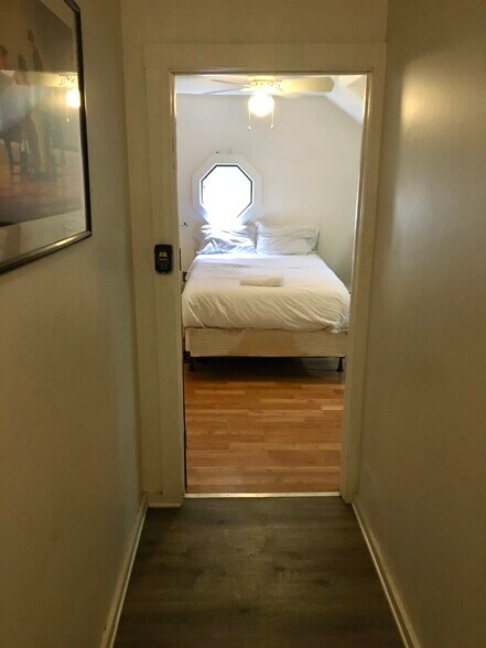 Building Photo - 157 Perkins St