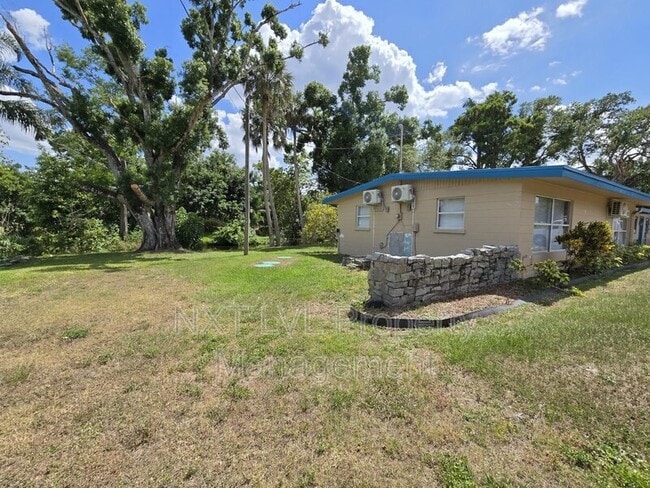 Building Photo - 69 E Mariana Ave