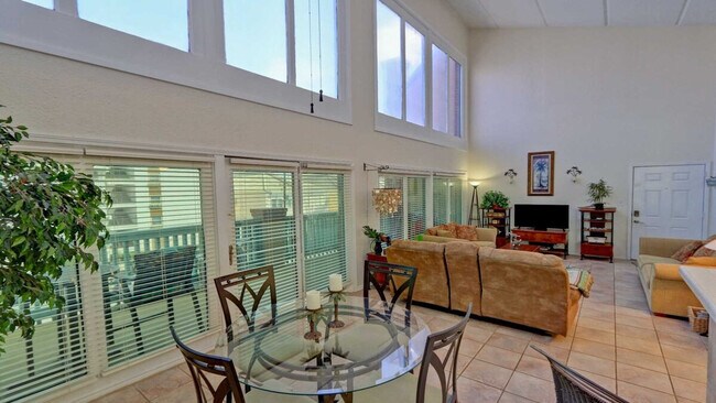 Building Photo - 129 E Morningside Dr