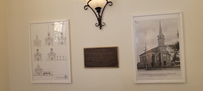 Building Photo - 33 Randolph St