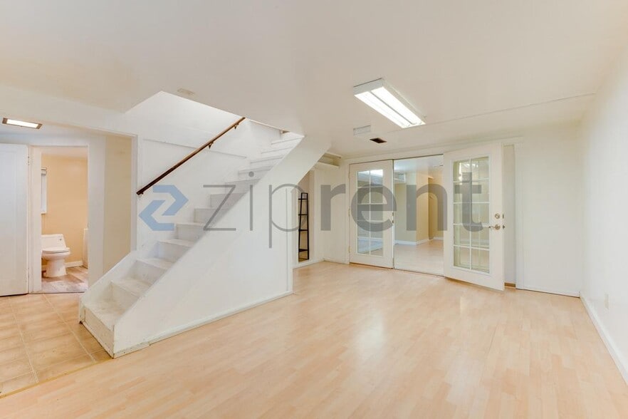 Building Photo - 3733 88th Ave SE