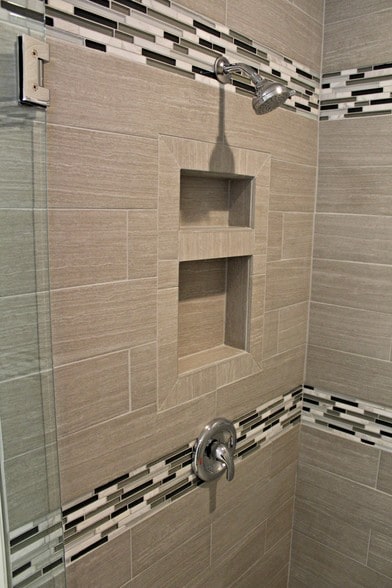 Master Bath - 4623 6th Ave