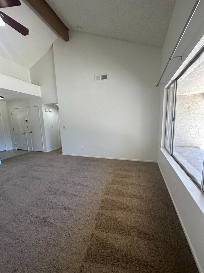 Building Photo - 5183 W Palo Alto Ave