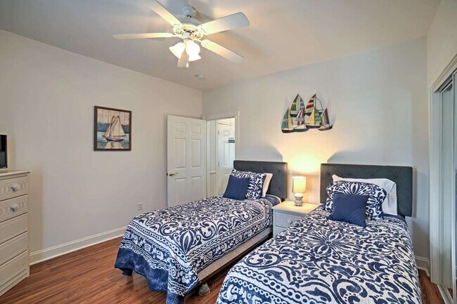 Building Photo - 4861 Luster Leaf Cir