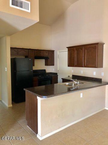 Building Photo - 12877 Hueco Mine Dr