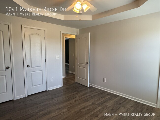 Building Photo - 1041 Parkers Ridge Dr