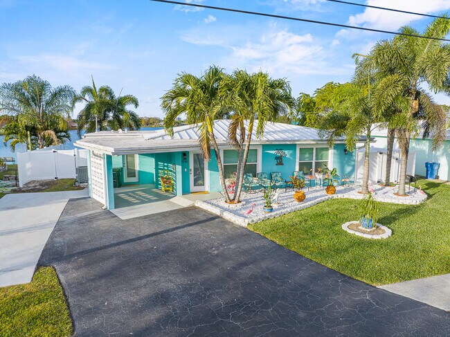 Tropical Lush Landscaping - 1741 NW 39th St