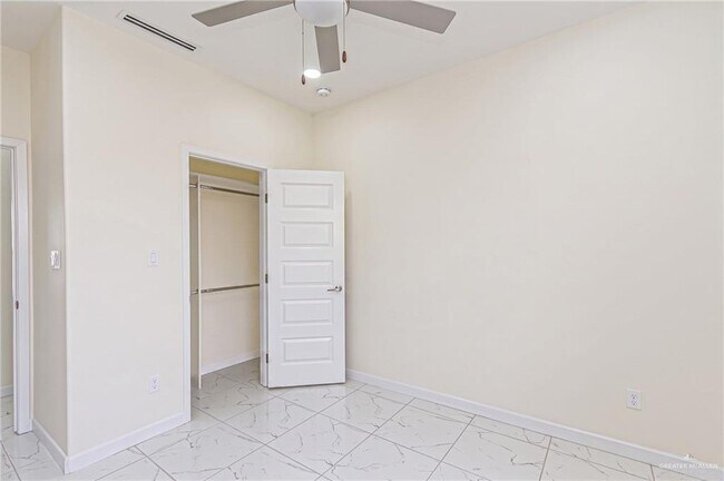 Building Photo - 1300 N Aryana Ave
