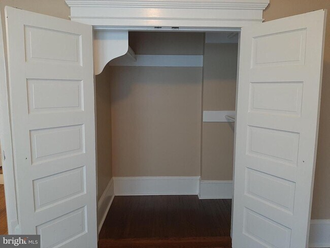 Building Photo - 443 N Loudoun St