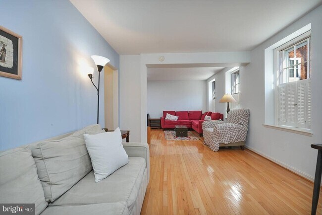 Building Photo - 3630 39th St NW