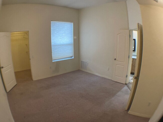 Building Photo - LEASE TAKEOVER_Summit park 2 bedroom condo