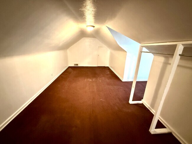Building Photo - 1406 Kipling Dr