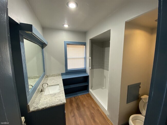 Building Photo - 2 br, 1 bath House - 3723 Fountain Terrace A