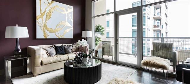 Building Photo - 8110 Park Ln