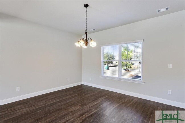 Building Photo - 505 Potter Stone Square