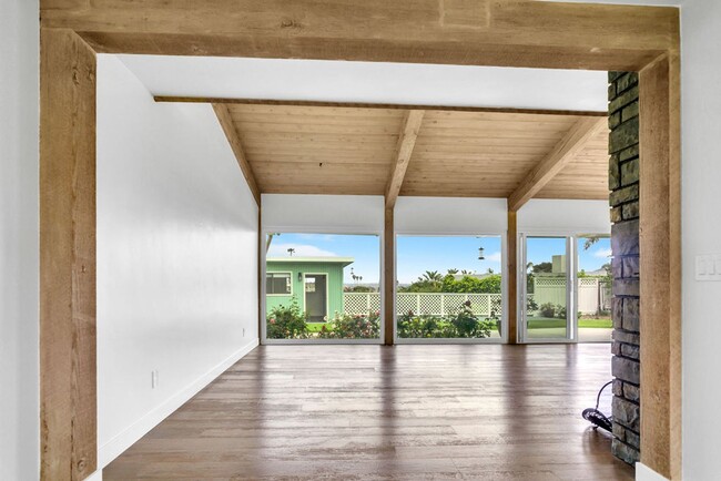Building Photo - Gorgeous single story home in La Jolla wit...