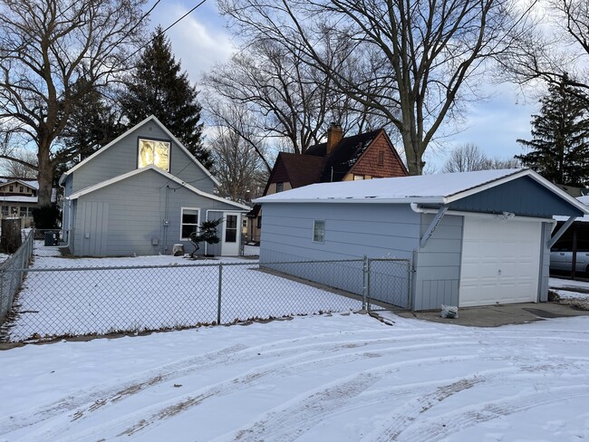 Garage and Back of Home - 1107 S 6th St