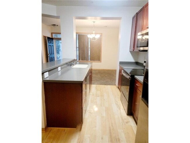 Building Photo - 3049 Chamberlain St