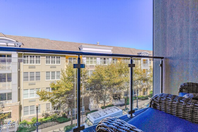 Building Photo - 30 Melrose Terrace