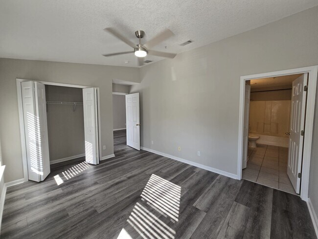 Building Photo - 3631 Kirkpatrick Cir