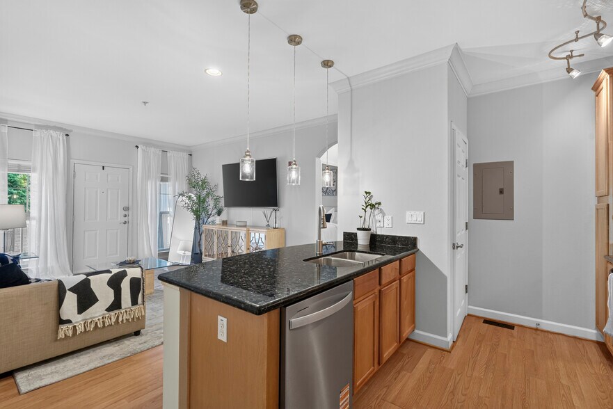 Building Photo - 2732 McKnight Crossing Ct