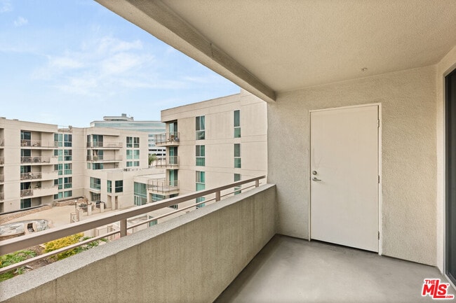 Building Photo - 267 San Pedro St