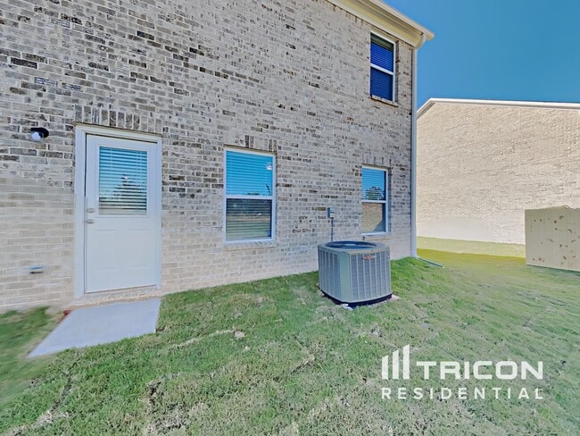 Building Photo - 172 Oliver Dr