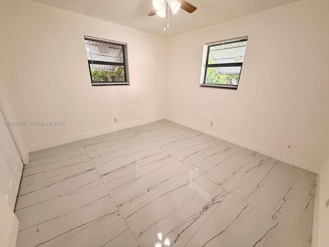 Building Photo - 4088 SW 51st St