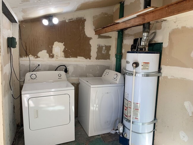 Building Photo - Charming 3-Bedroom Home for Rent