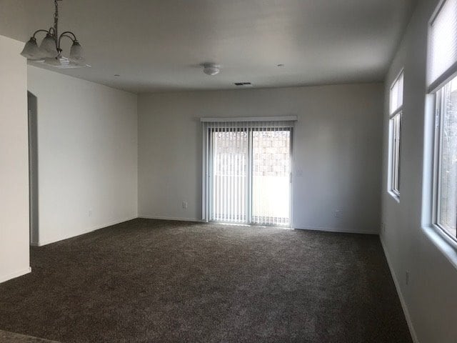 Building Photo - Villas on Elm 3 Bed 2 Bath Home - Contact ...