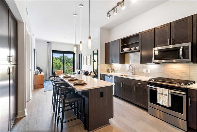 Building Photo - 3201 McKinney Ave