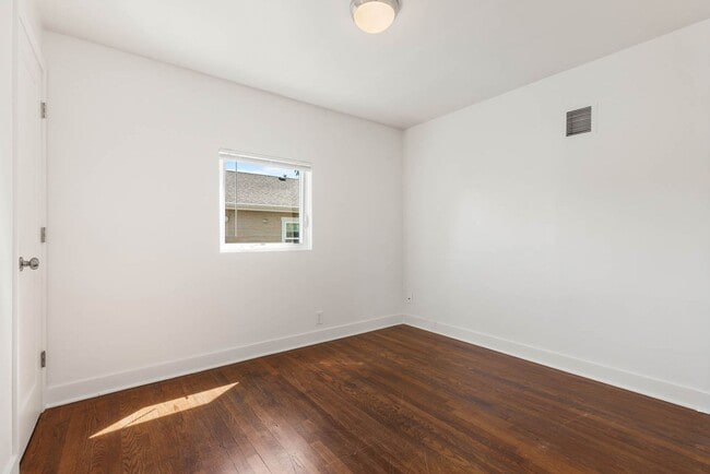 Building Photo - 15577 9th Ave NE