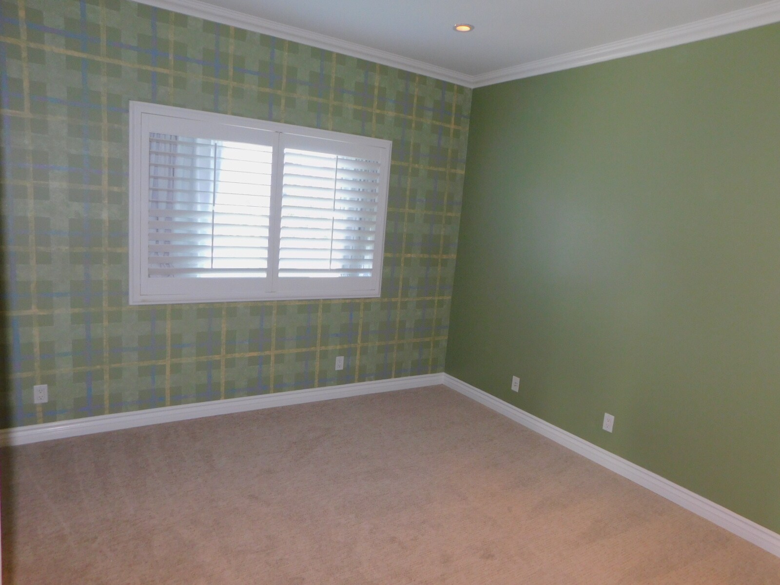 Building Photo - 406 N Fairview St