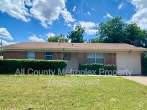 Building Photo - 1010 Cherrywood Dr