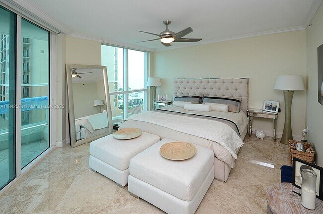 Building Photo - 101 S Fort Lauderdale Beach Blvd