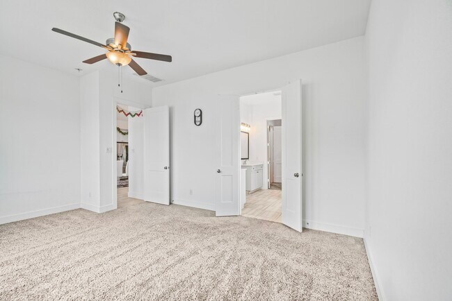 Building Photo - 10718 Blossom River Dr