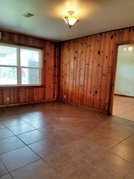 Building Photo - 6923 Cole Creek Dr