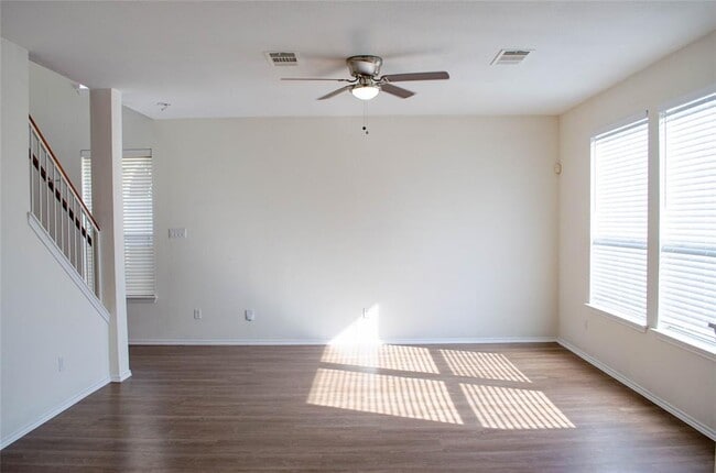 Building Photo - 14213 Willow Tank Dr