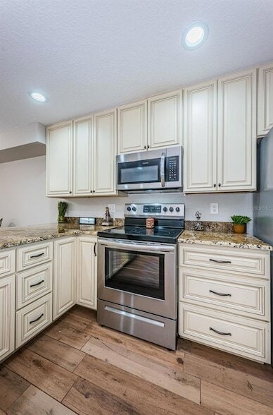 Building Photo - 5157 Silent Loop