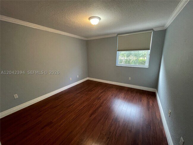 Building Photo - 16331 SW 49th Ct