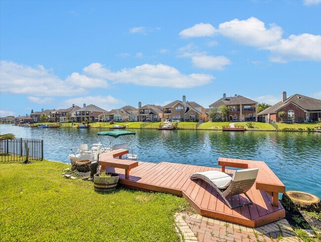 Building Photo - 18011 Darling Point Ct