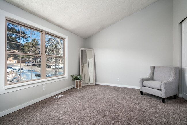 Building Photo - 6614 Overland Dr