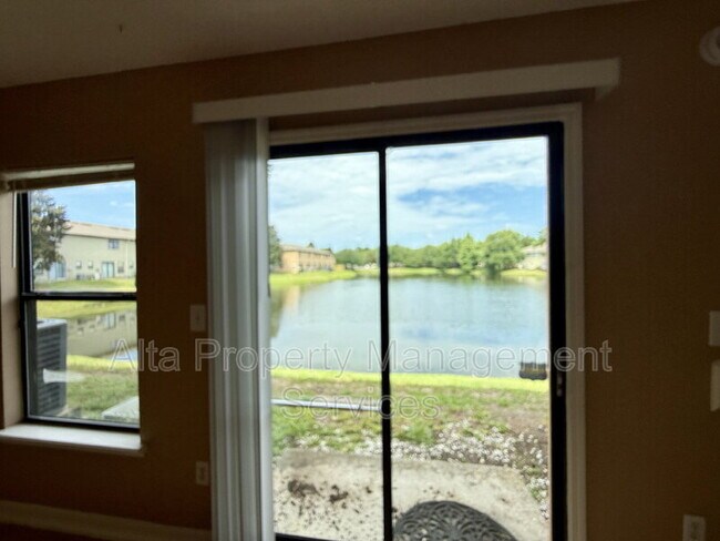 Building Photo - 4680 Playschool Dr