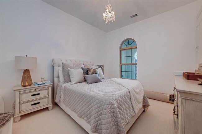 Building Photo - 39 Marino Dr