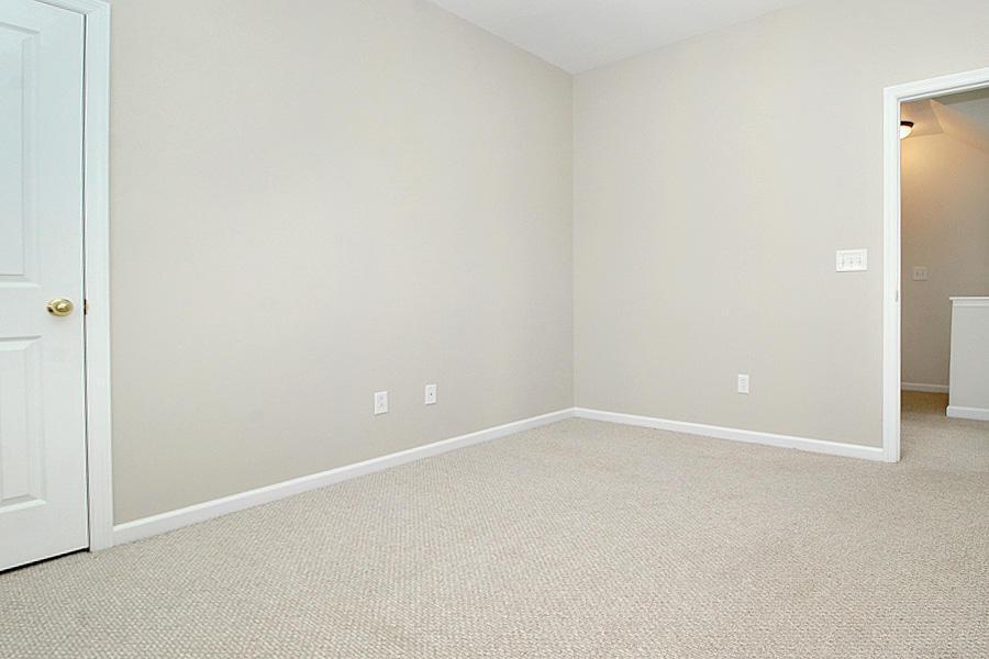 Building Photo - 111 Amaranth Ave