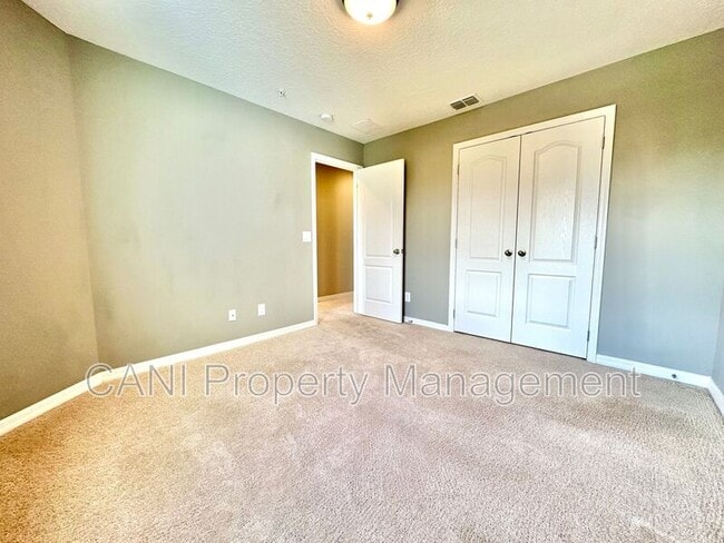 Building Photo - 310 Merry Brook Cir