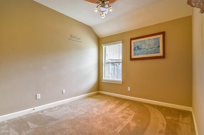 Building Photo - 9018 Chicory Star Ln
