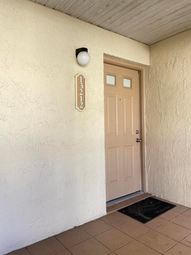 Building Photo - 13212 Glenmoor Dr