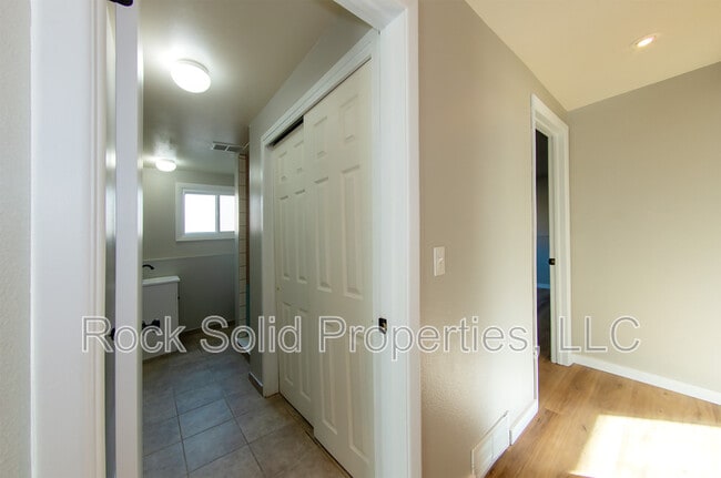 Building Photo - 4405 Ocean Ave