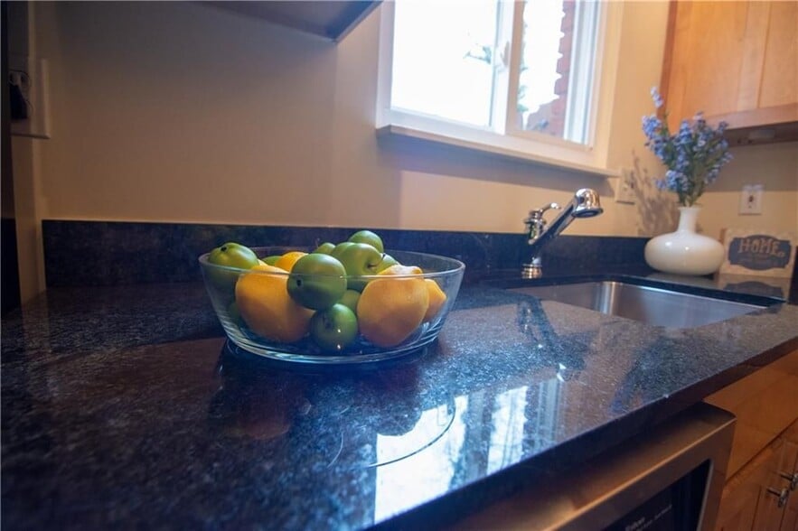 Building Photo - 1612 Briarcliff Rd NE